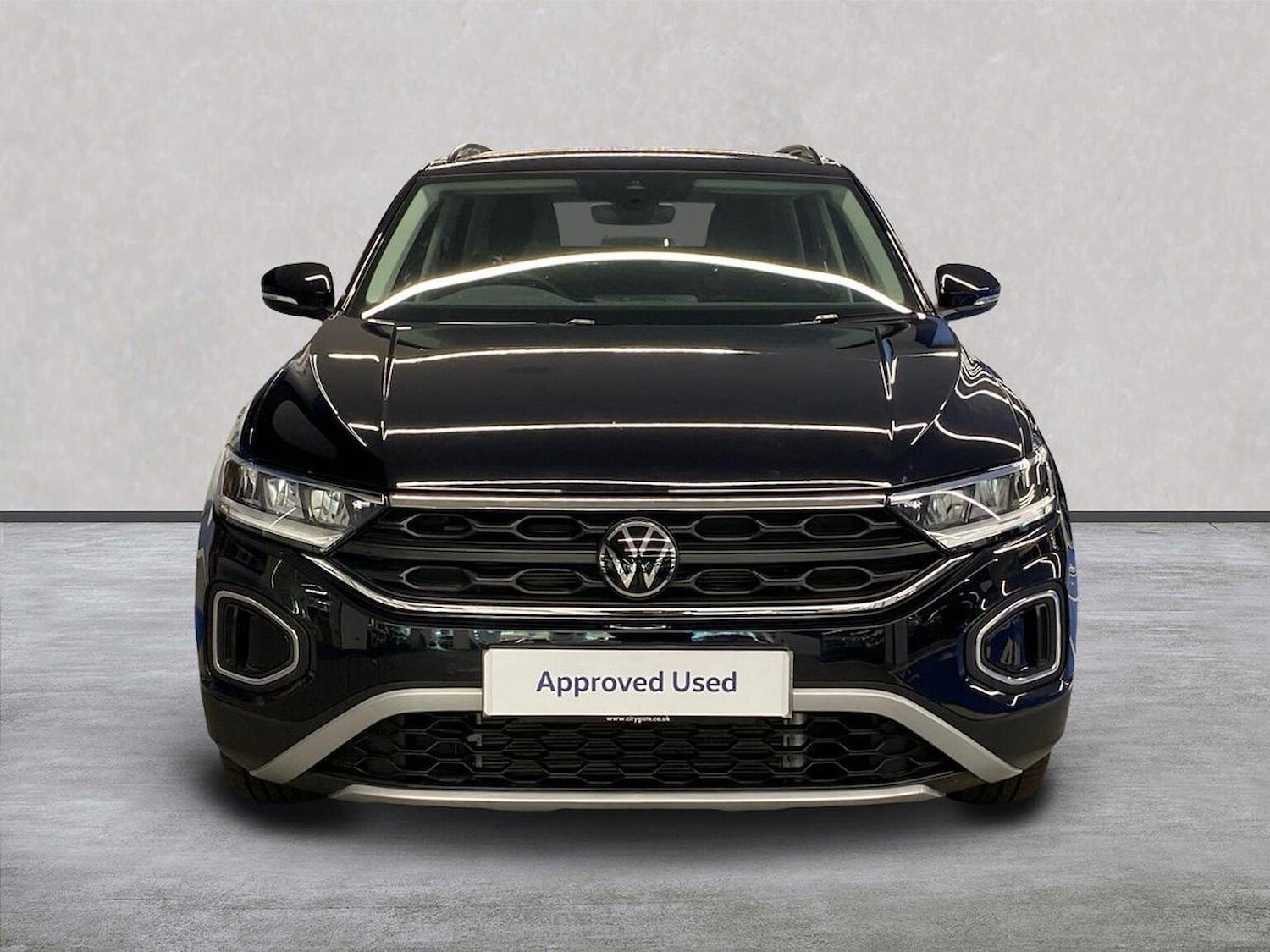 Used Volkswagen T-Roc 2023 for sale - 76541884: Photo 5