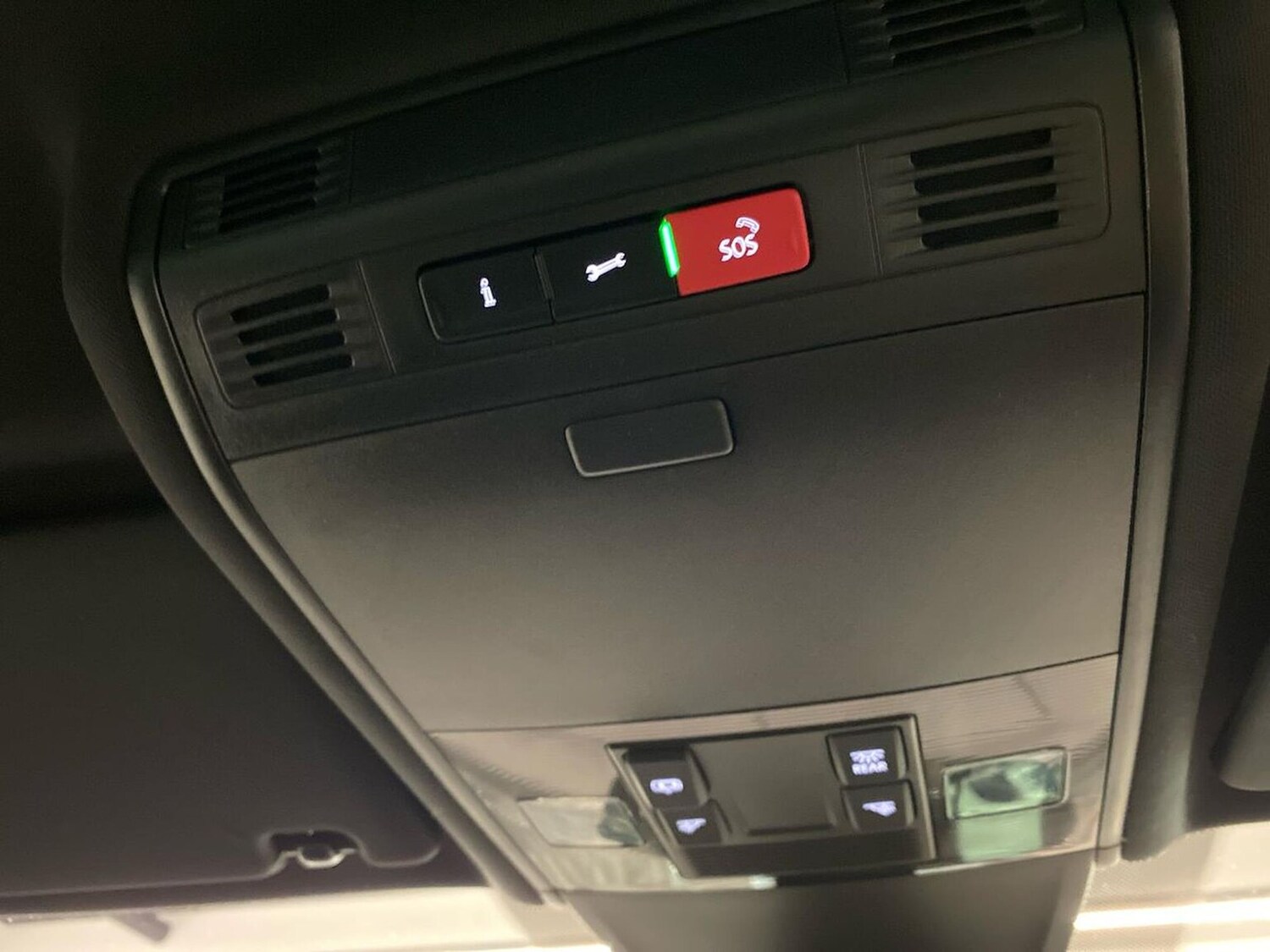 Used Volkswagen Tiguan 2024 for sale - 77946131: Photo 14