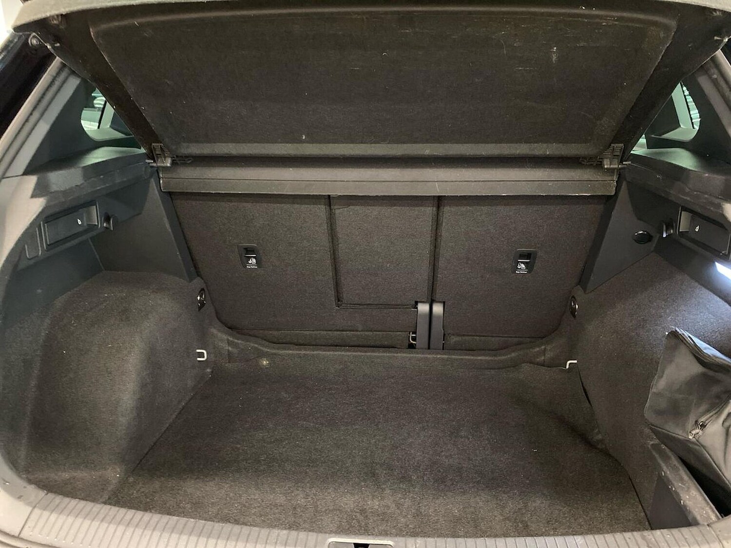 Used Volkswagen Tiguan 2024 for sale - 77946131: Photo 17