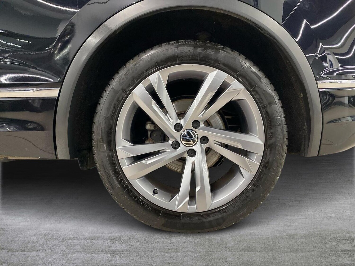 Used Volkswagen Tiguan 2024 for sale - 77946131: Photo 6