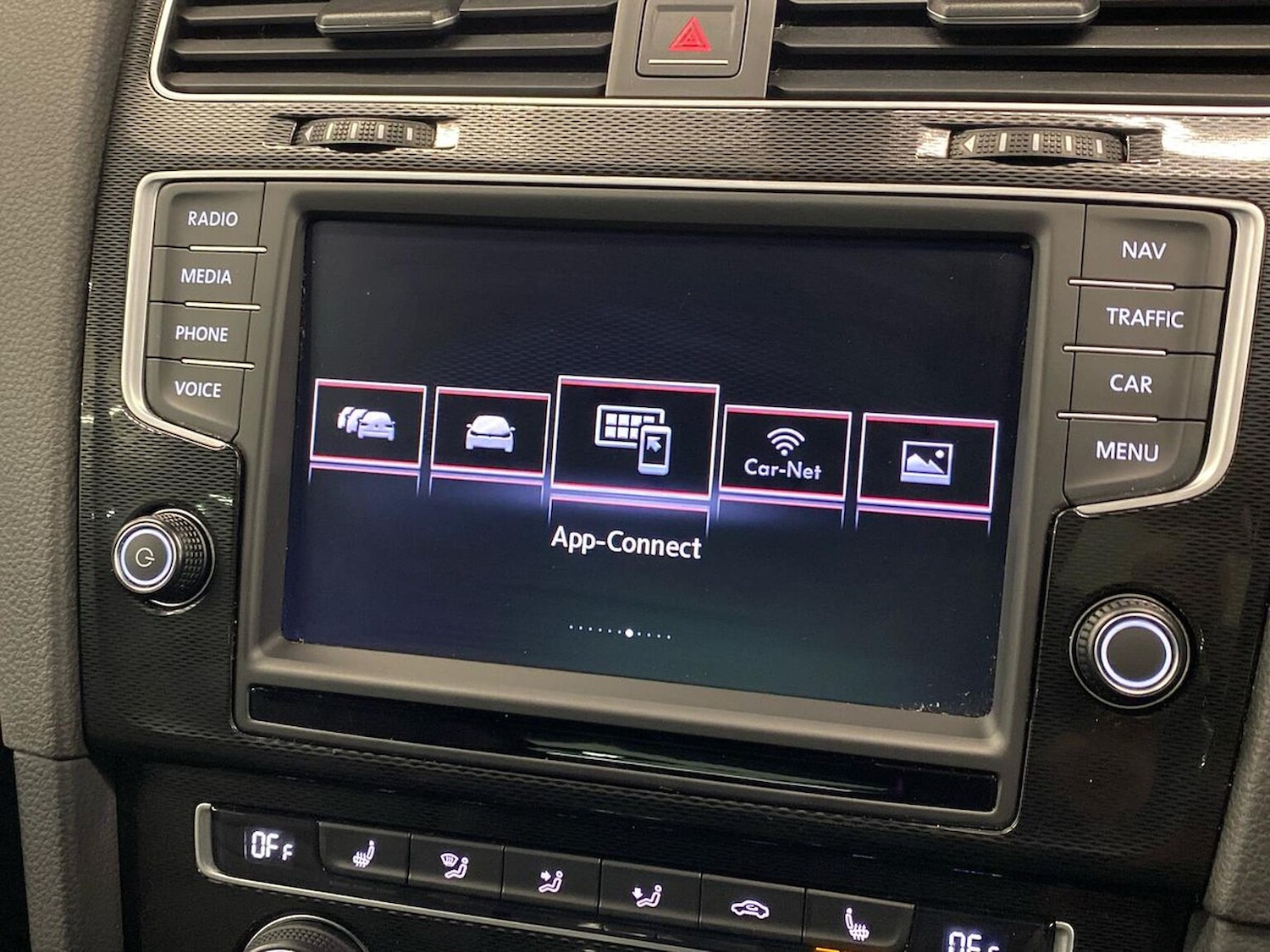 Used Volkswagen Golf 2017 for sale - 77062296: Photo 27