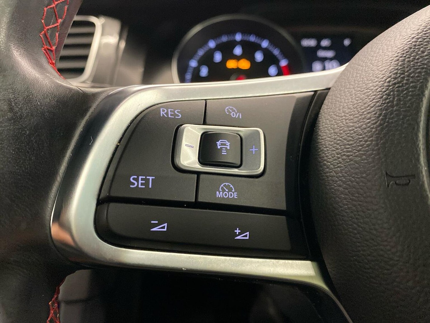 Used Volkswagen Golf 2017 for sale - 77062296: Photo 29