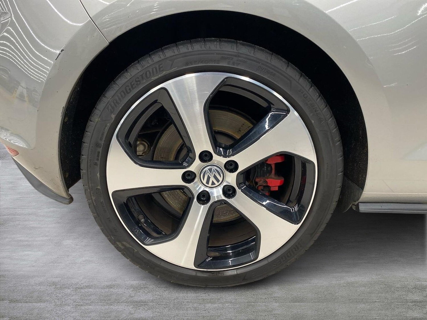 Used Volkswagen Golf 2017 for sale - 77062296: Photo 8