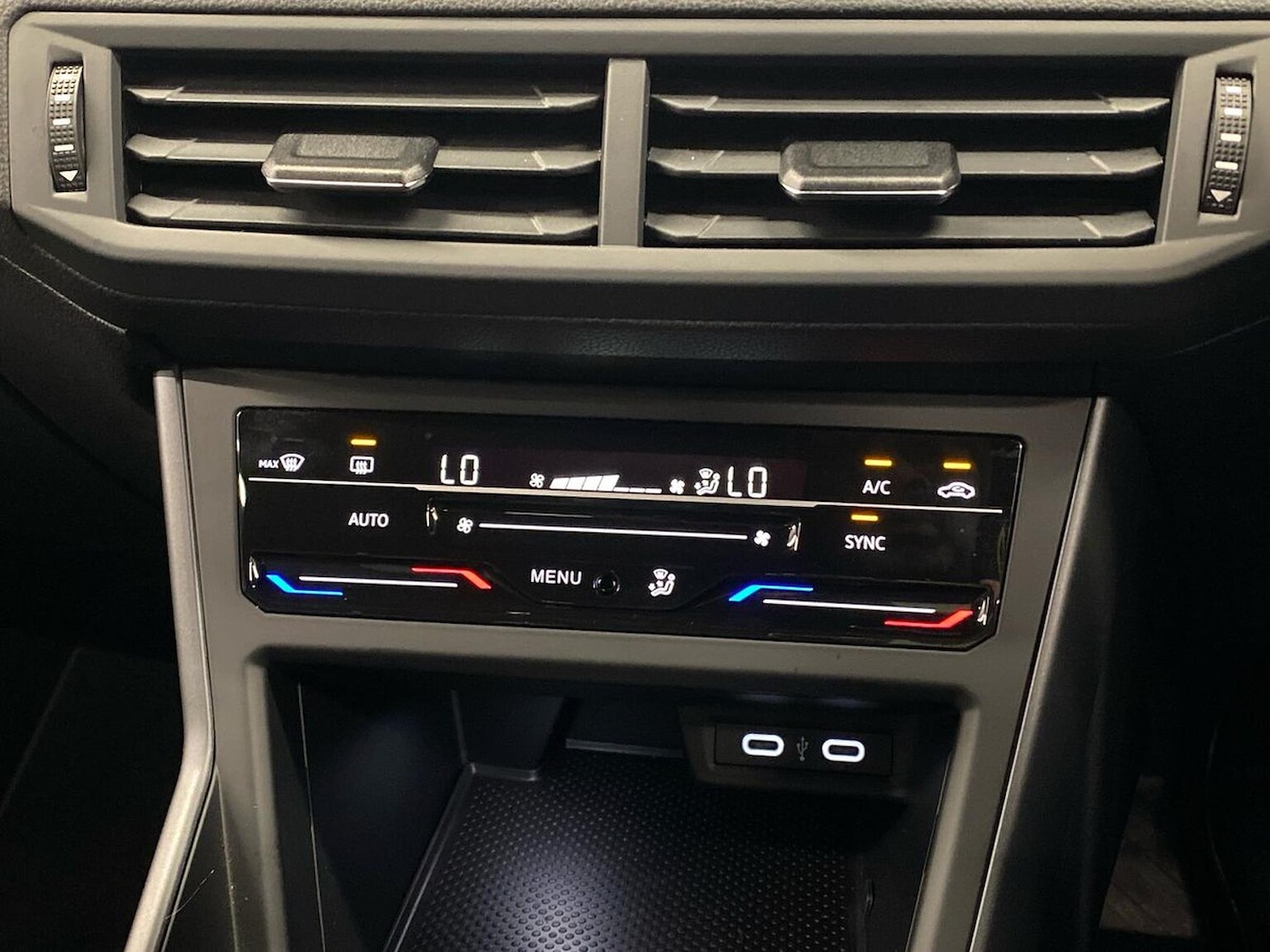 Used Volkswagen Polo 2024 for sale - 76426757: Photo 12