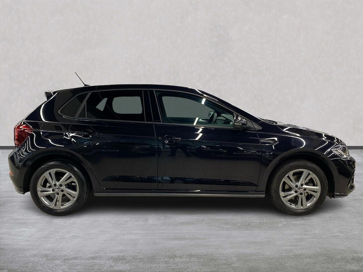 Used Volkswagen Polo 2024 for sale - 76426757: Photo 3