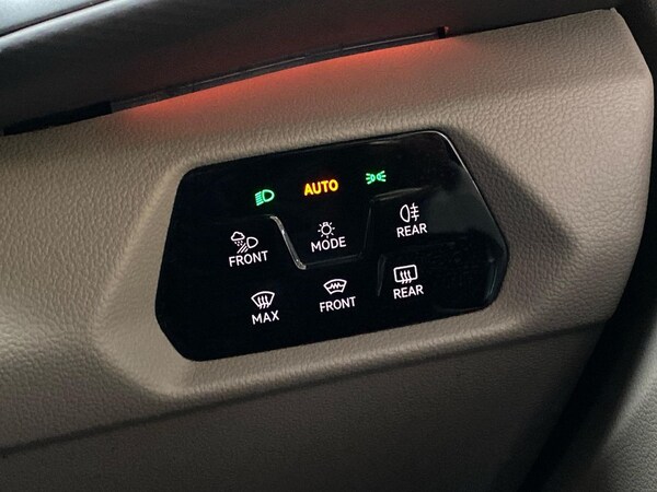 Used Volkswagen Multivan 2024 for sale - 76237069: Photo 25
