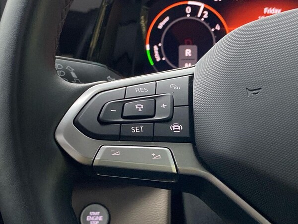 Used Volkswagen Multivan 2024 for sale - 76237069: Photo 27
