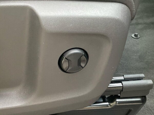 Used Volkswagen Multivan 2024 for sale - 76237069: Photo 30