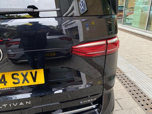 Used Volkswagen Multivan 2024 for sale - 76237069: Photo 35
