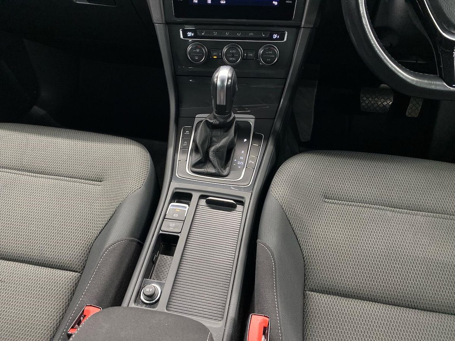 Used Volkswagen Golf 2020 for sale - 76979908: Photo 14