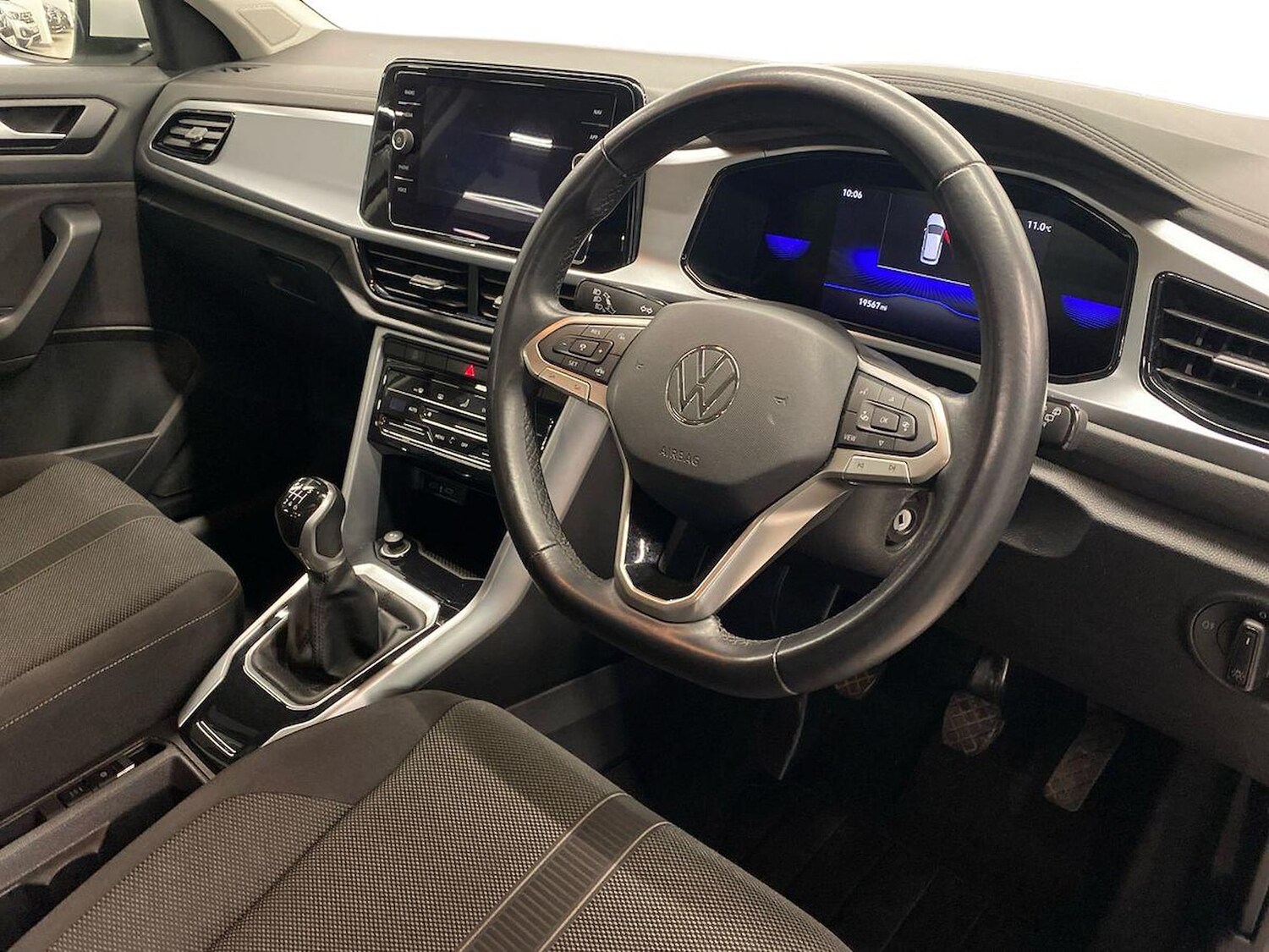 Used Volkswagen T-Roc 2022 for sale - 77487817: Photo 15