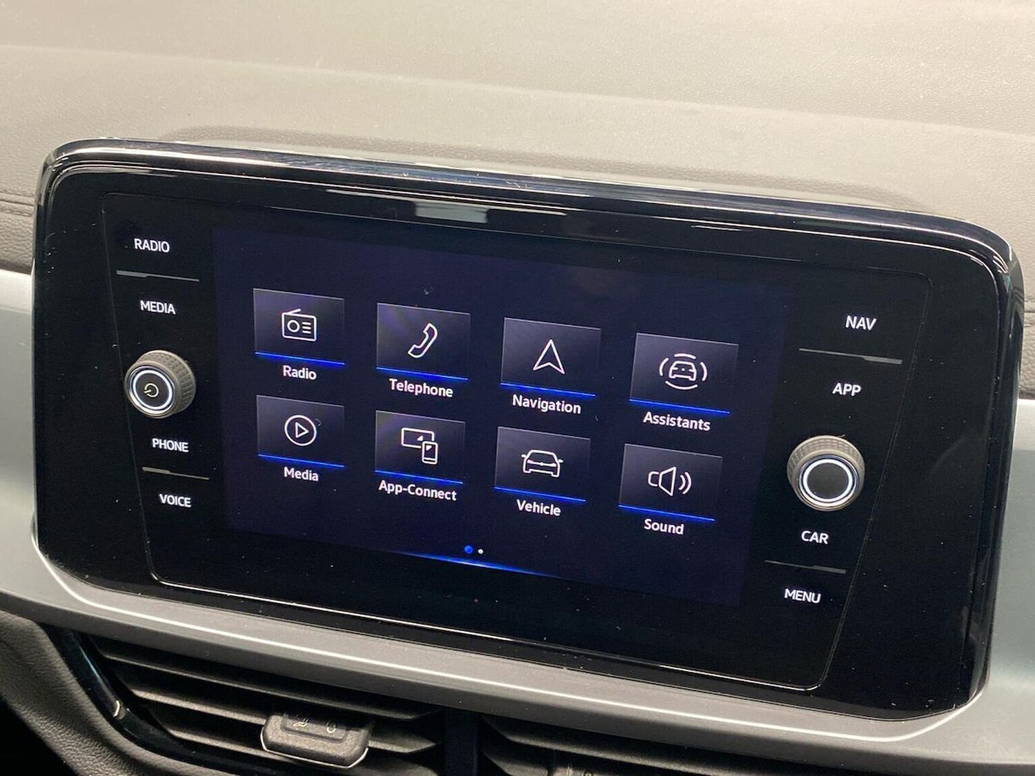 Used Volkswagen T-Roc 2022 for sale - 77487817: Photo 24