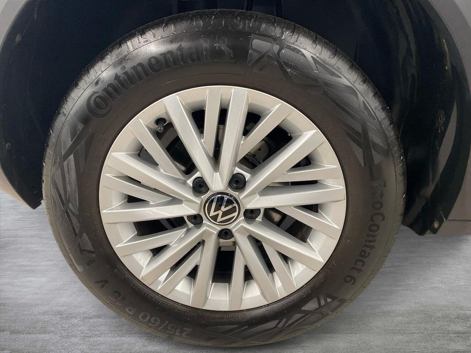 Used Volkswagen T-Roc 2022 for sale - 77487817: Photo 6