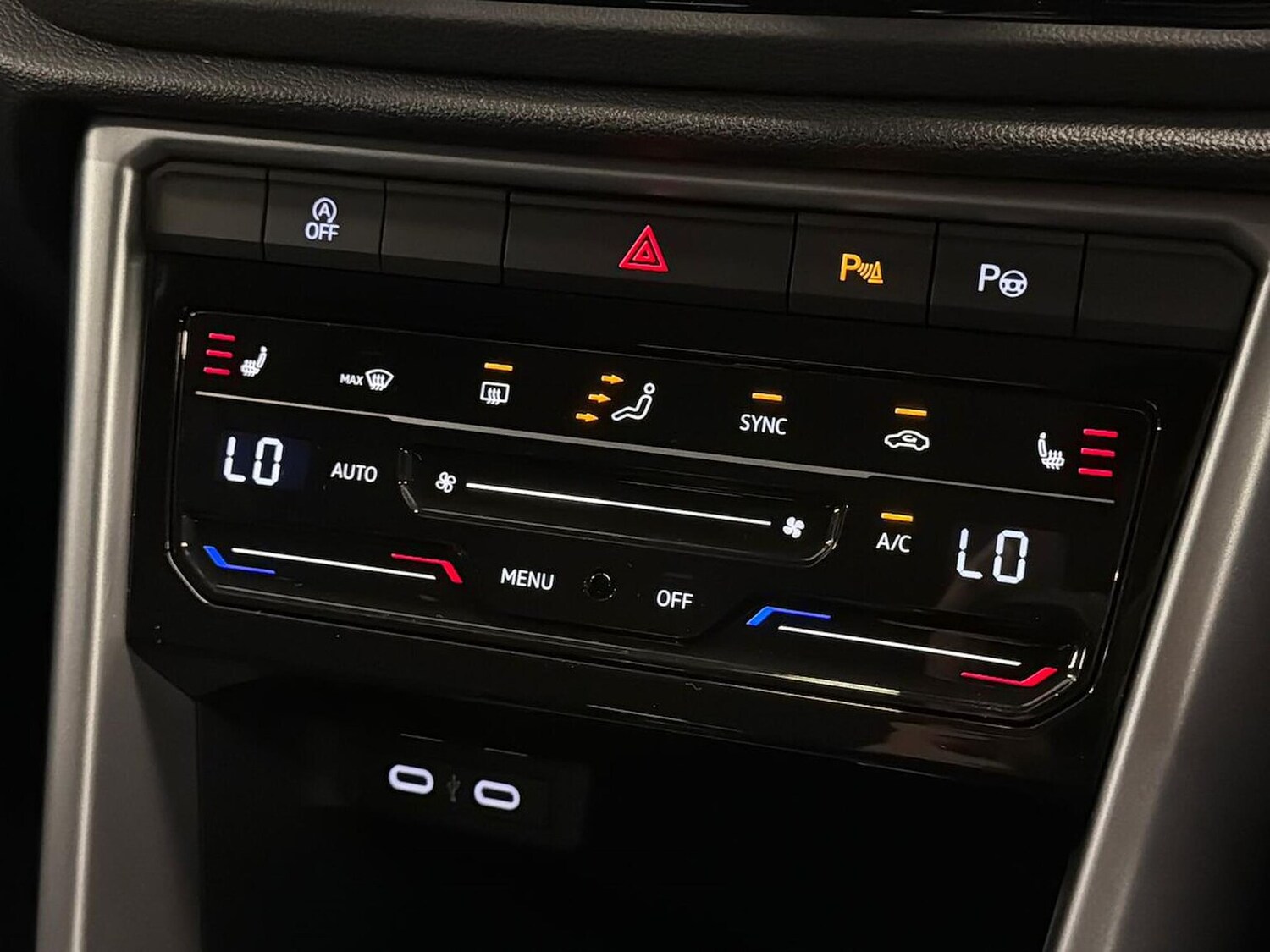 Used Volkswagen T-Roc 2025 for sale - 76219196: Photo 12