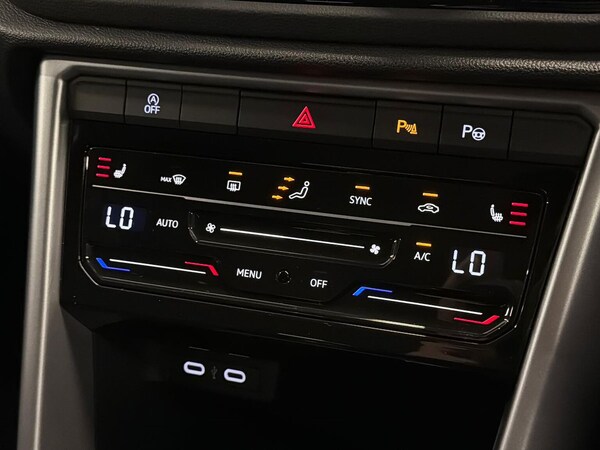 Used Volkswagen T-Roc 2025 for sale - 76219196: Photo 12