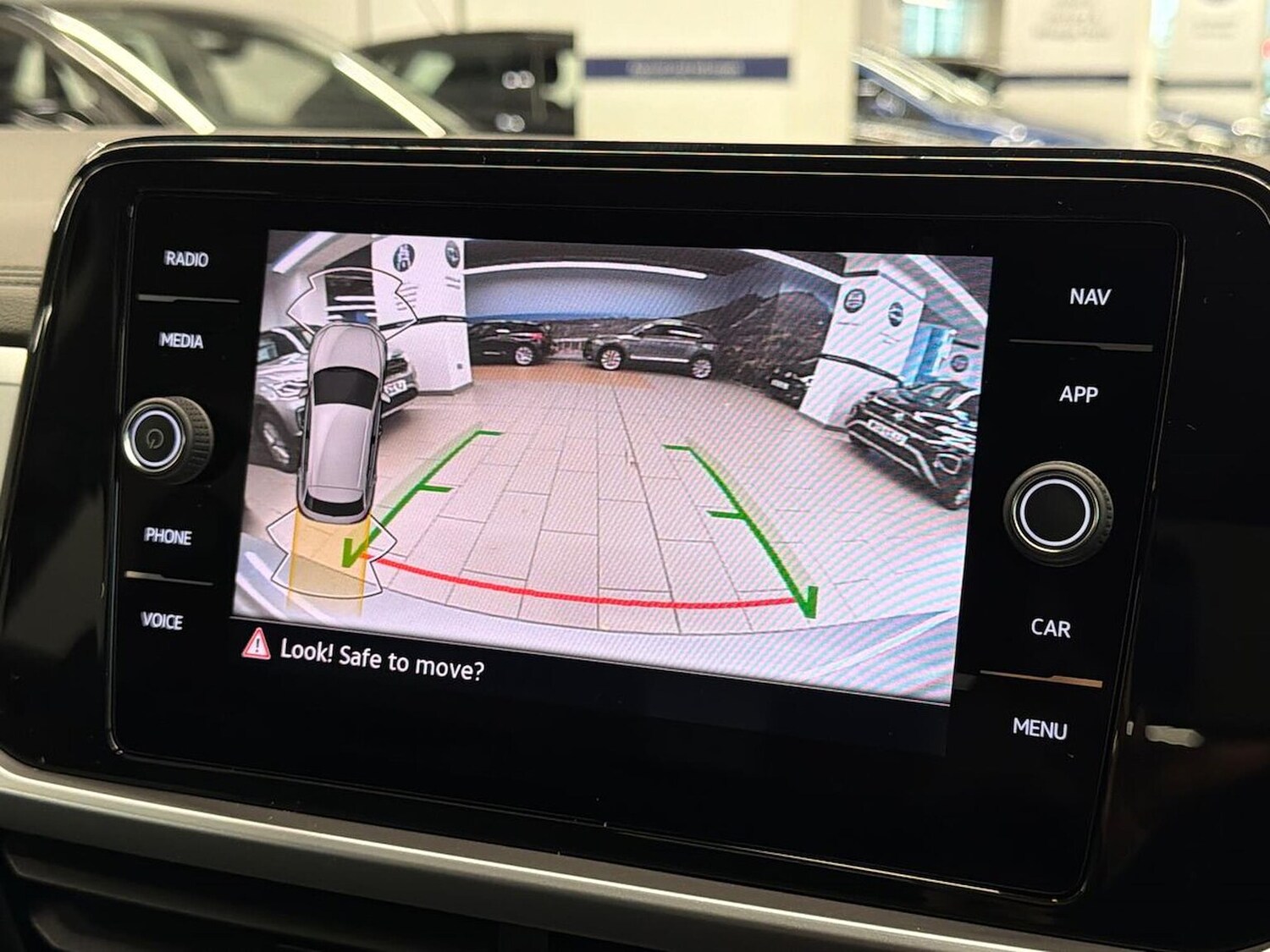 Used Volkswagen T-Roc 2025 for sale - 76219196: Photo 23