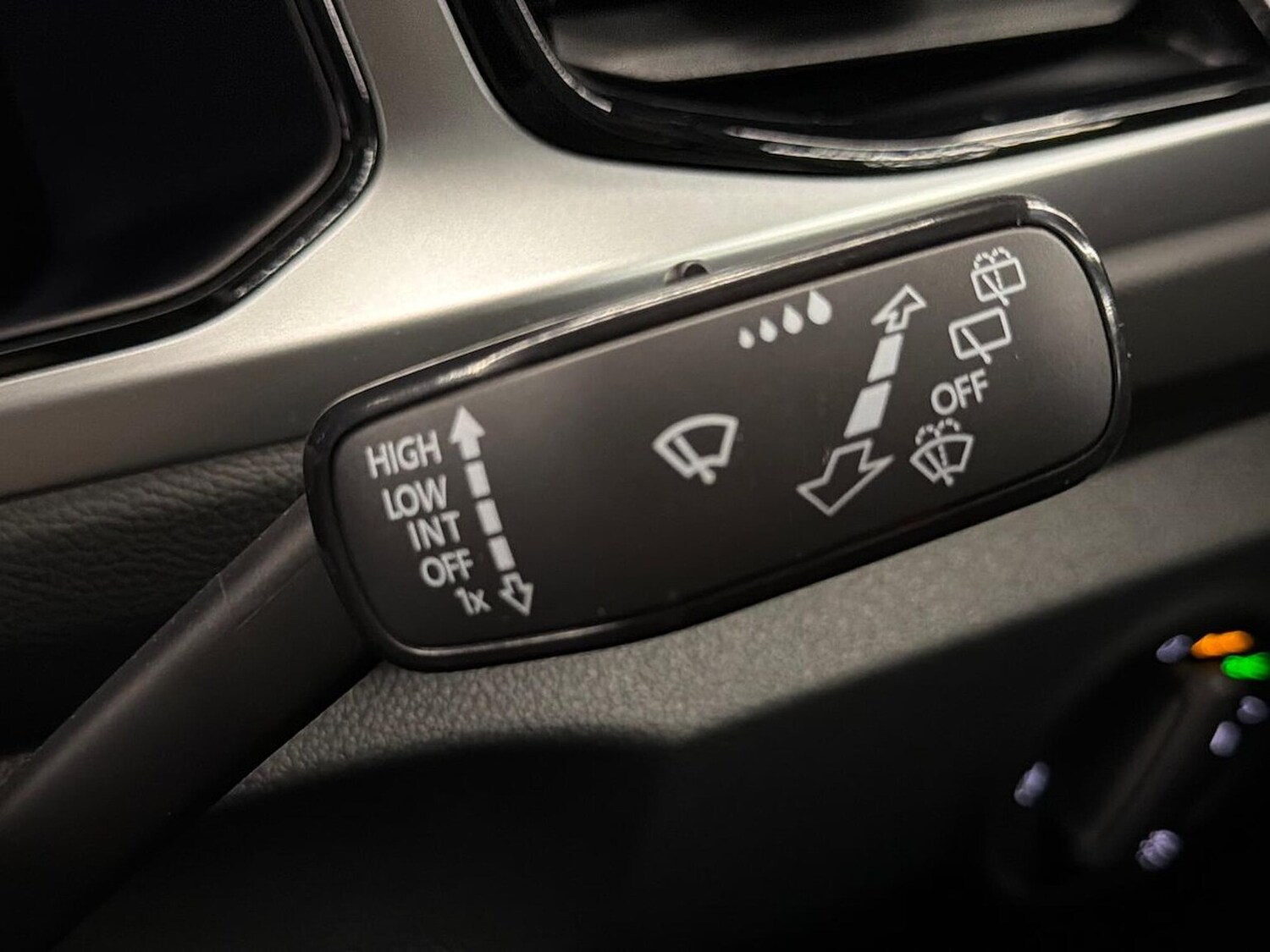 Used Volkswagen T-Roc 2025 for sale - 76219196: Photo 27