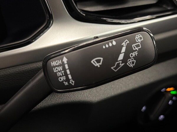 Used Volkswagen T-Roc 2025 for sale - 76219196: Photo 27