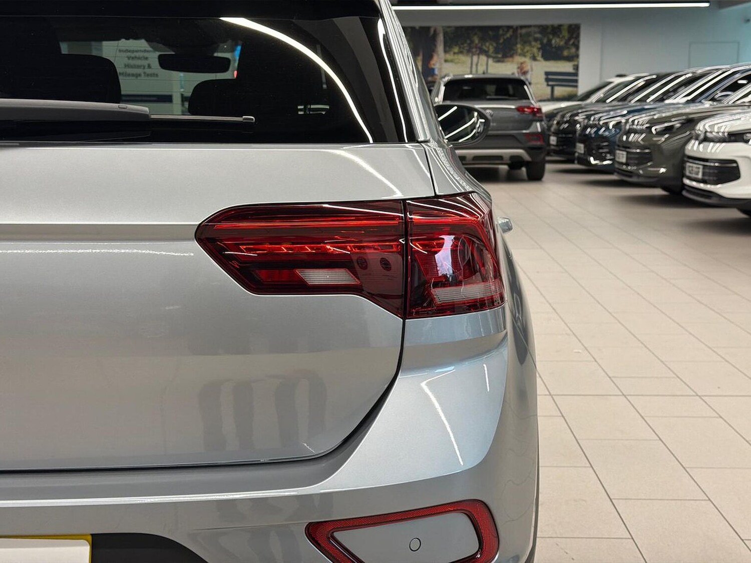 Used Volkswagen T-Roc 2025 for sale - 76219196: Photo 32