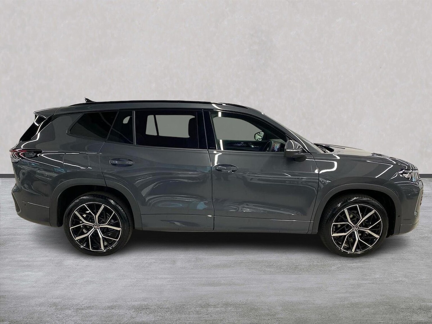 Used Volkswagen Tiguan 2025 for sale - 77487813: Photo 3