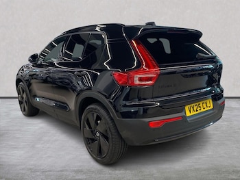 Used Volvo XC40 2025 for sale - 78940179: Photo