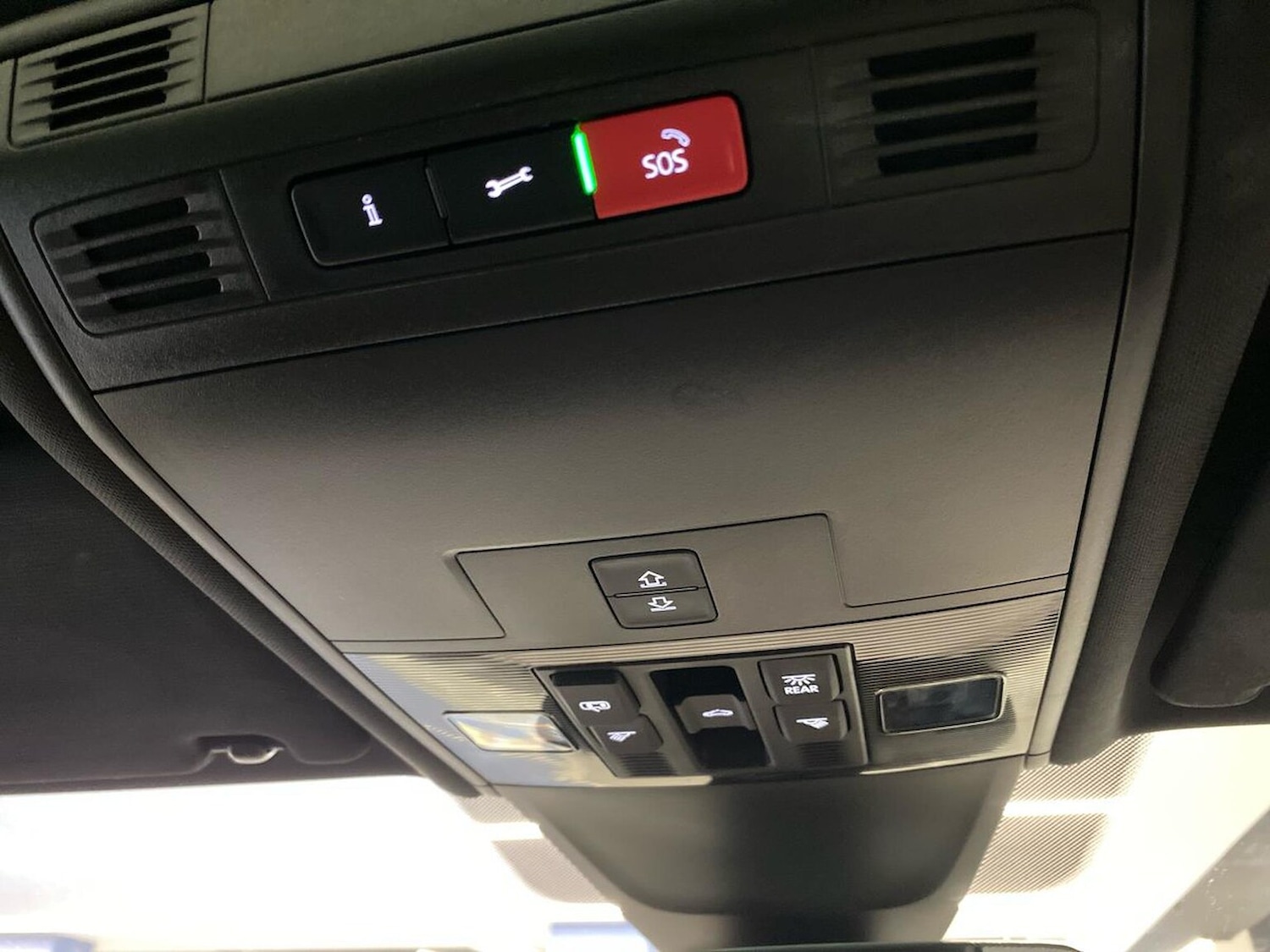 Used Volkswagen Tiguan 2023 for sale - 76182438: Photo 14