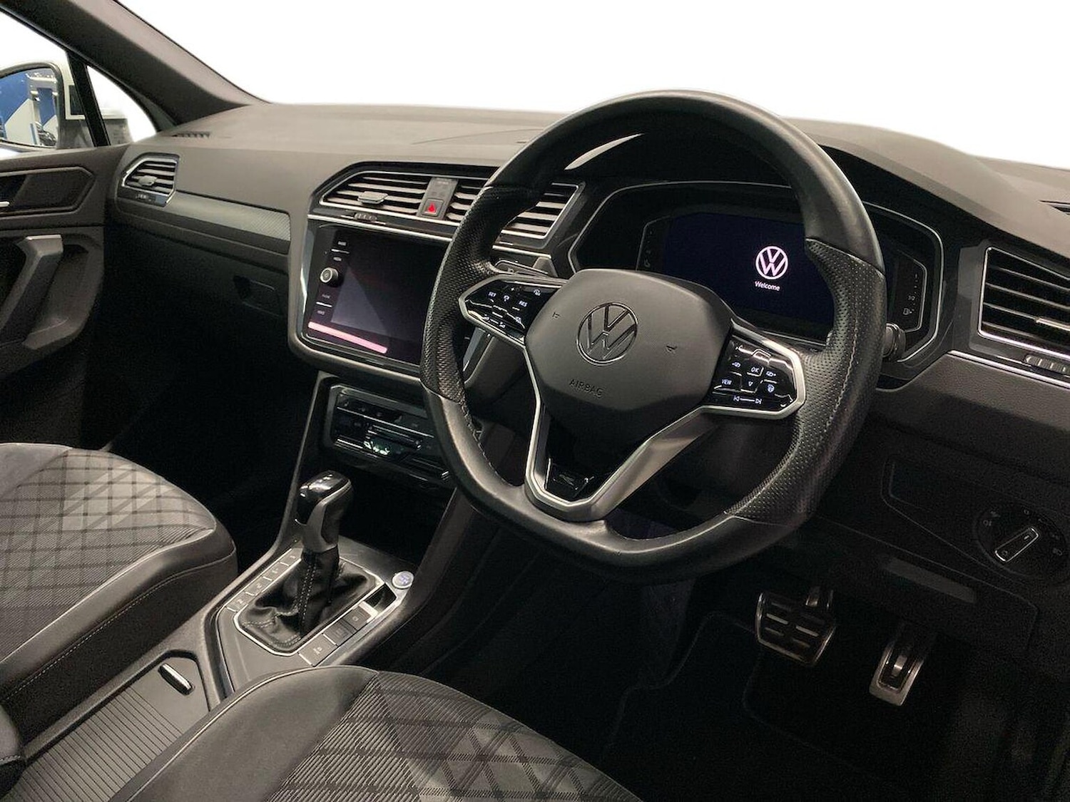 Used Volkswagen Tiguan 2023 for sale - 76182438: Photo 15