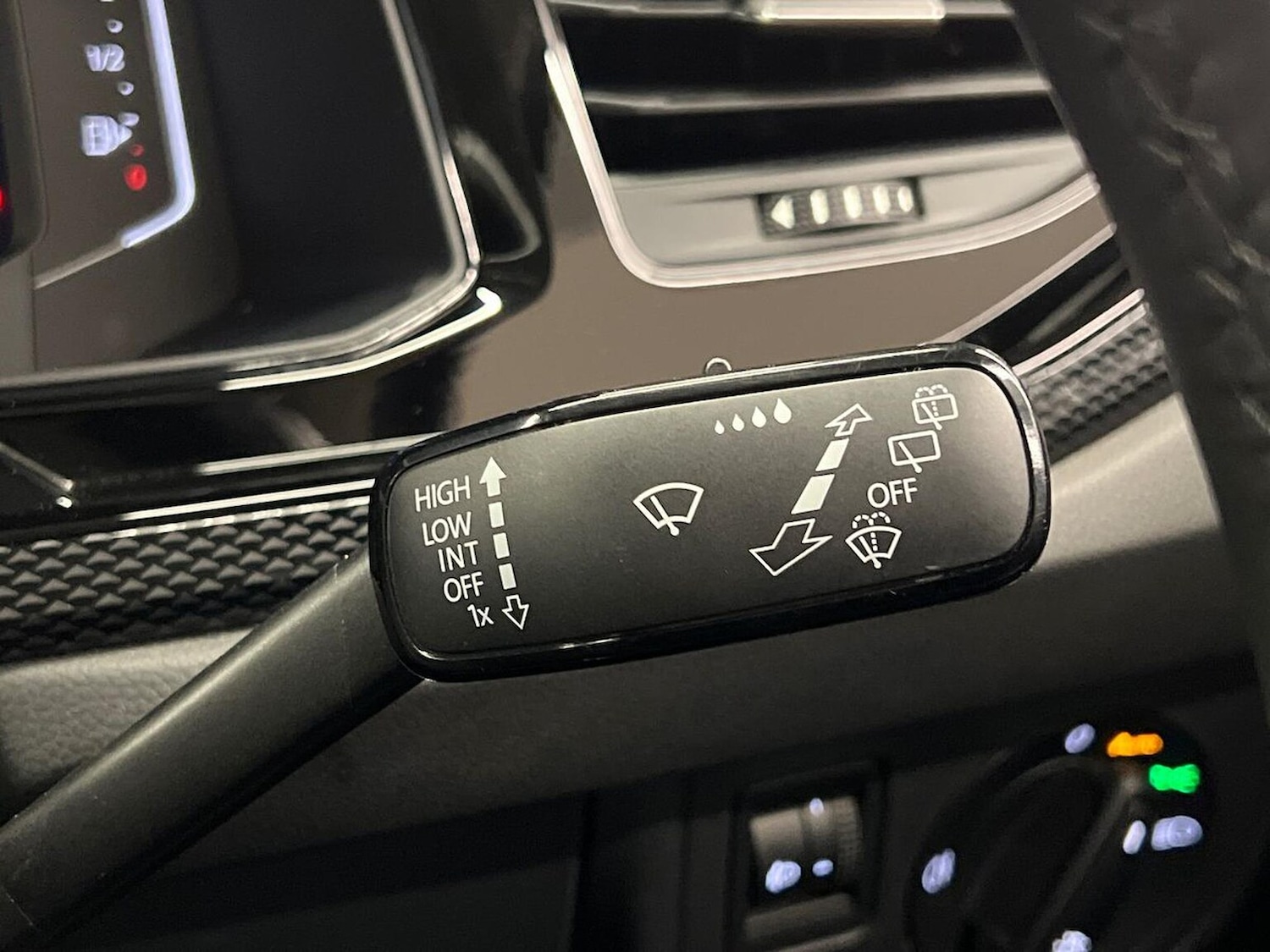 Used Volkswagen Polo 2022 for sale - 76471105: Photo 26