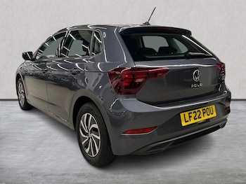 Used Volkswagen Polo 2022 for sale - 76471105: Photo