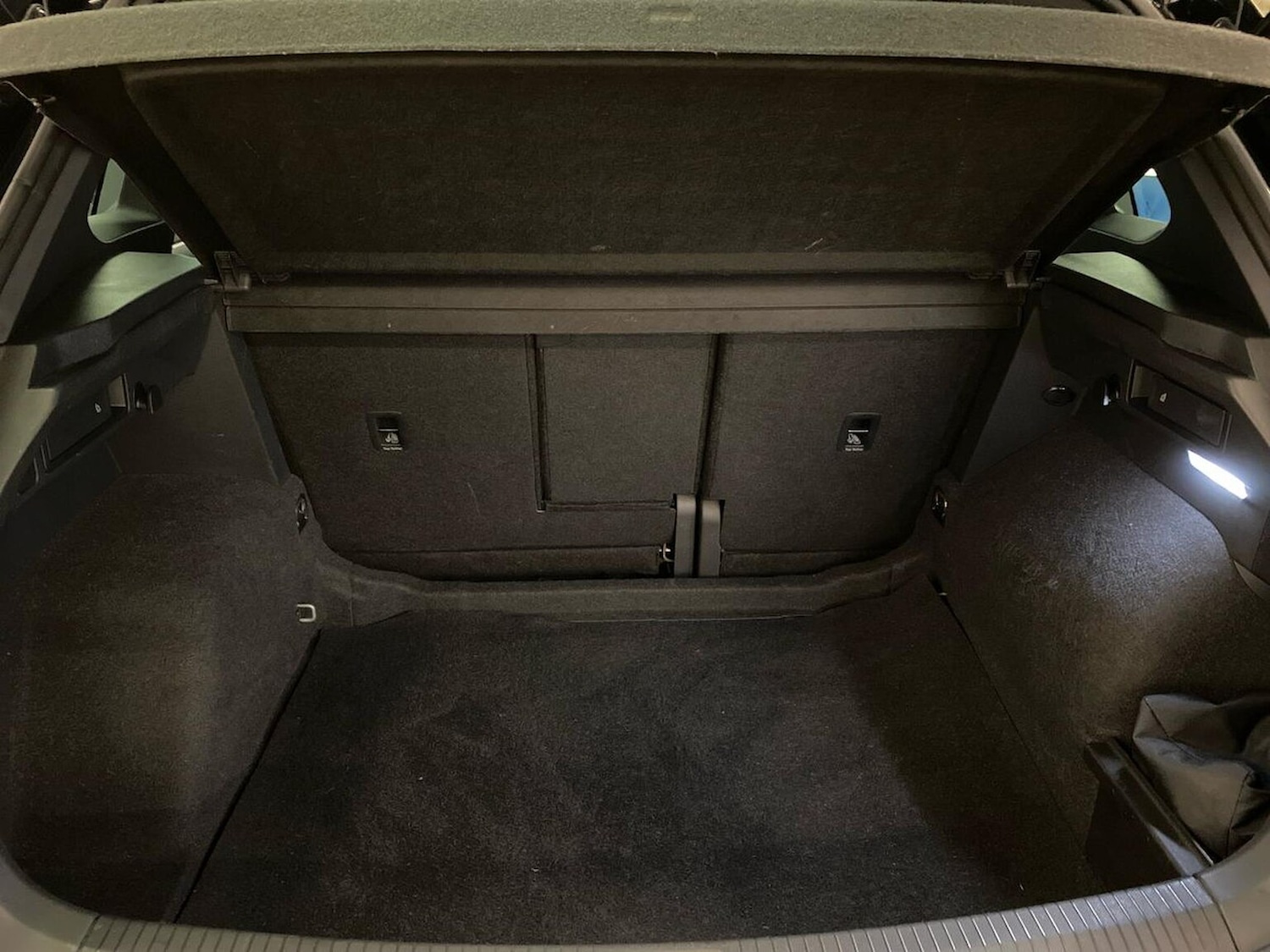 Used Volkswagen Tiguan 2023 for sale - 76735612: Photo 17