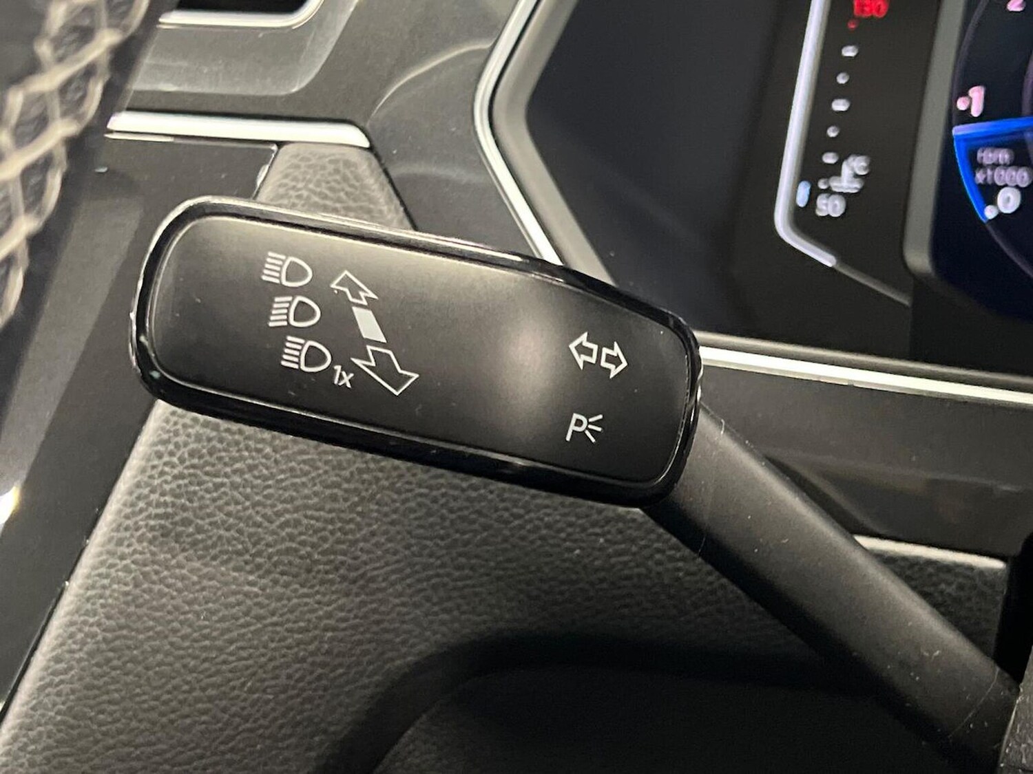 Used Volkswagen Tiguan 2020 for sale - 76046056: Photo 28