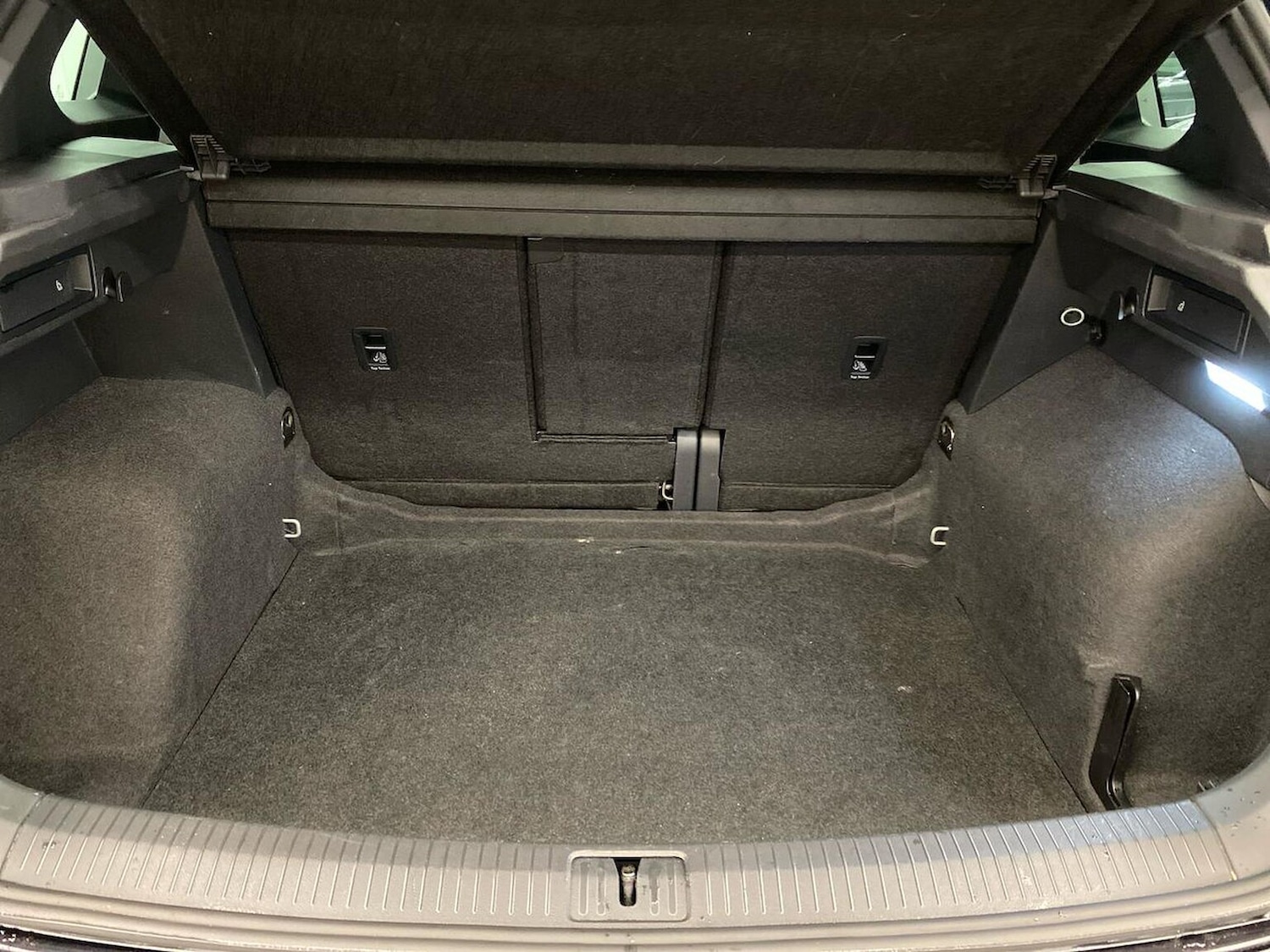 Used Volkswagen Tiguan 2022 for sale - 77567677: Photo 17