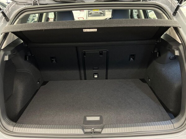 Used Volkswagen Golf 2023 for sale - 75994991: Photo 17