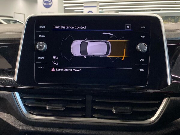 Used Volkswagen T-Roc 2024 for sale - 75616119: Photo 22