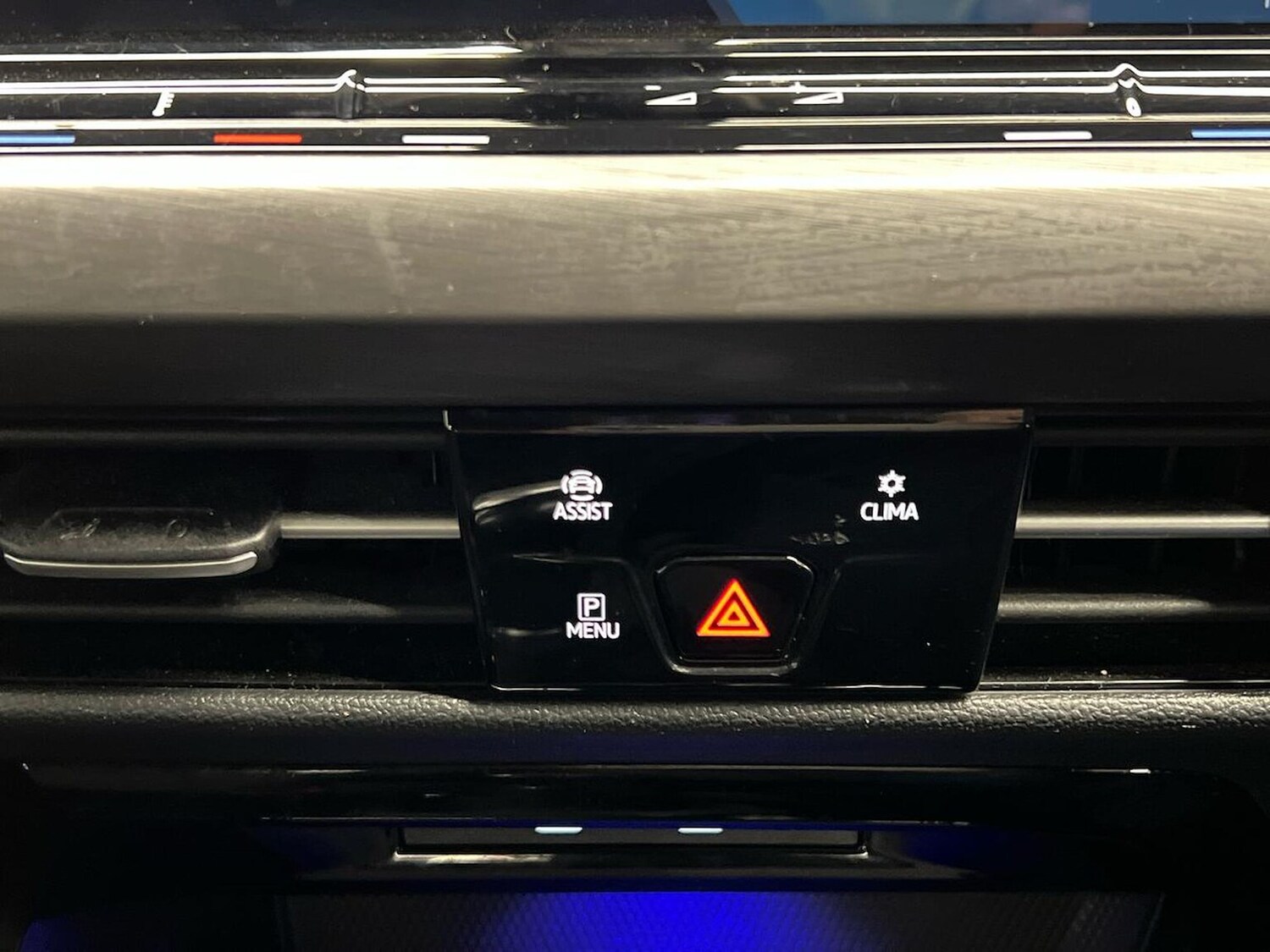 Used Volkswagen Golf 2023 for sale - 77701370: Photo 22