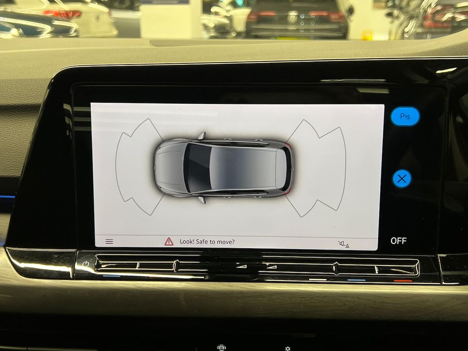 Used Volkswagen Golf 2023 for sale - 77701370: Photo 23