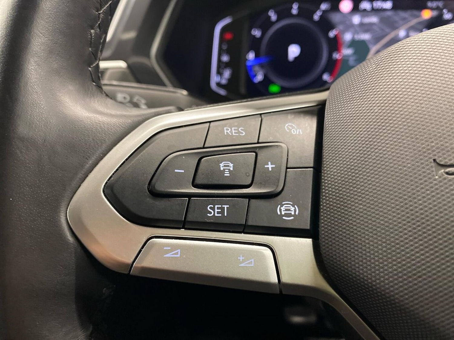 Used Volkswagen Tiguan Allspace 2024 for sale - 76837126: Photo 25