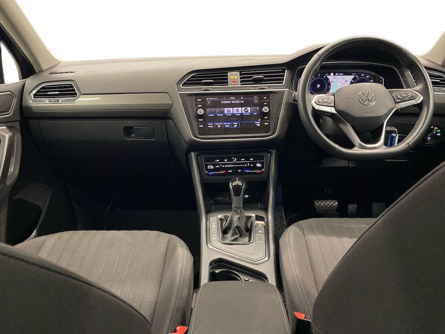 Used Volkswagen Tiguan Allspace 2024 for sale - 76837126: Photo 8