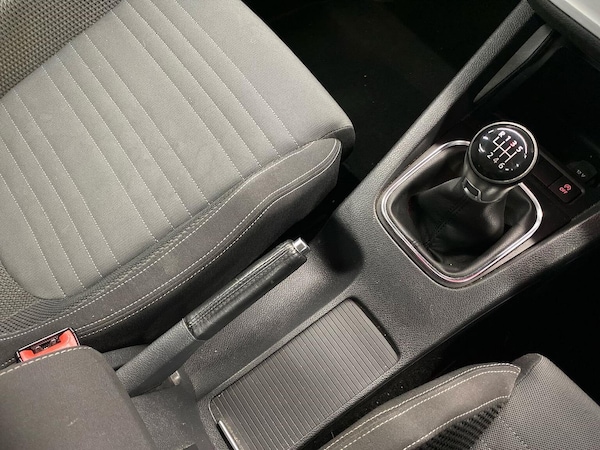 Used Volkswagen Scirocco 2017 for sale - 76212091: Photo 13
