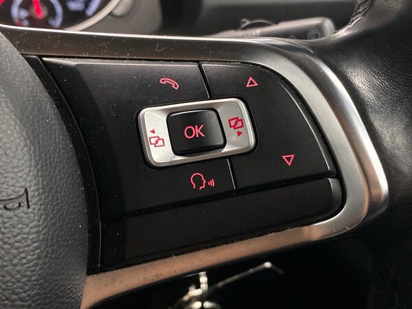 Used Volkswagen Scirocco 2017 for sale - 76212091: Photo 24