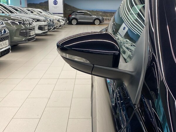 Used Volkswagen Scirocco 2017 for sale - 76212091: Photo 32