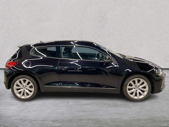 Used Volkswagen Scirocco 2017 for sale - 76212091: Photo