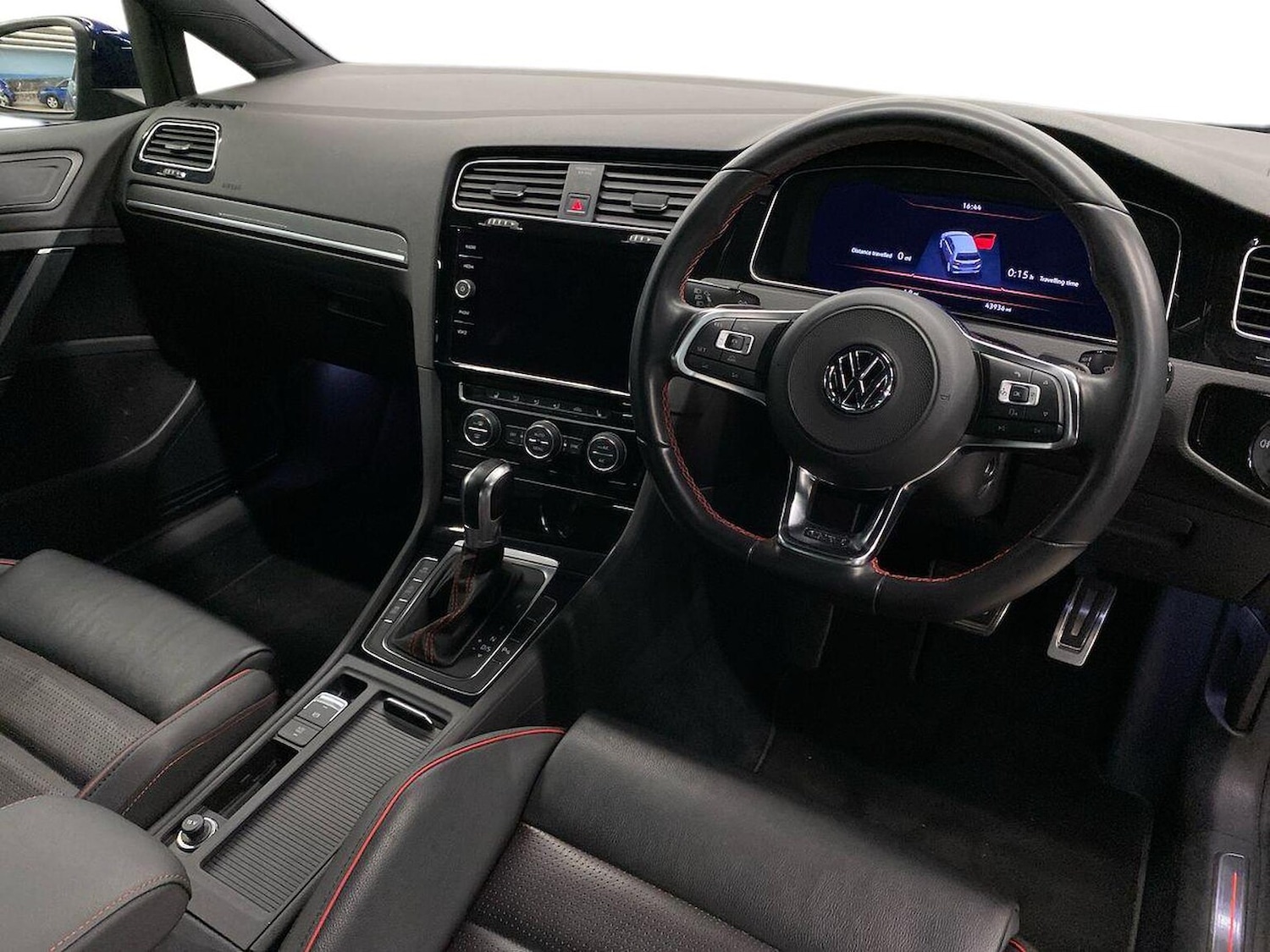 Used Volkswagen Golf 2018 for sale - 76396901: Photo 15