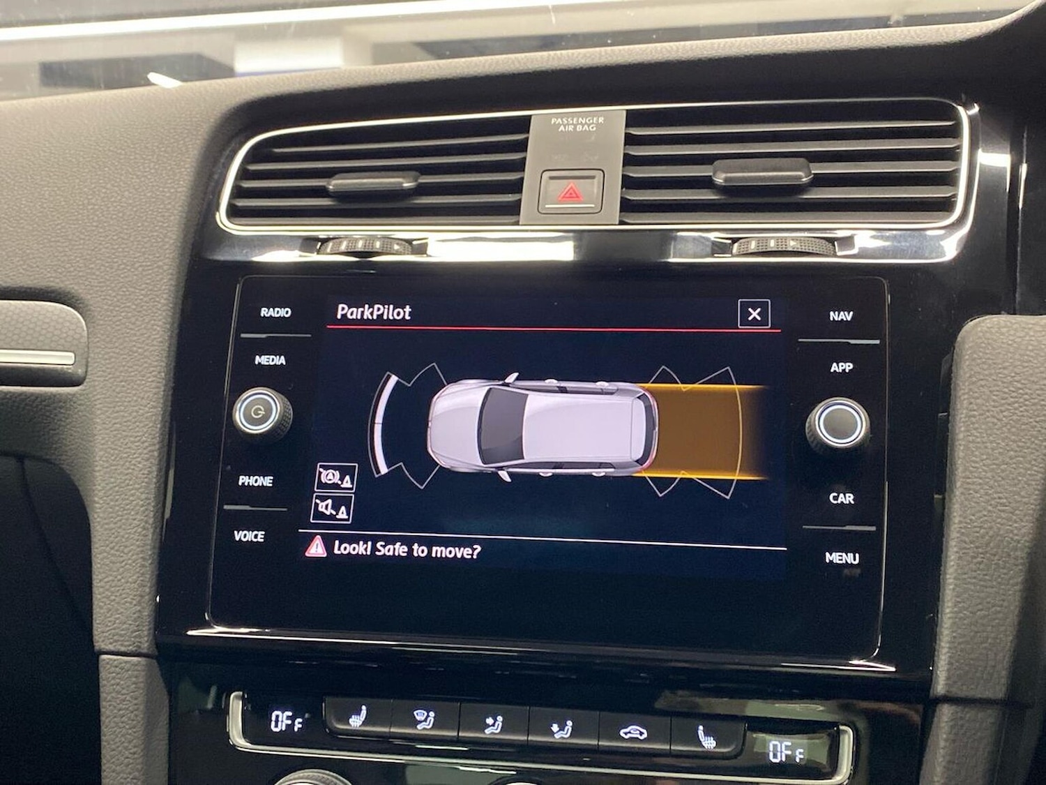 Used Volkswagen Golf 2018 for sale - 76396901: Photo 22