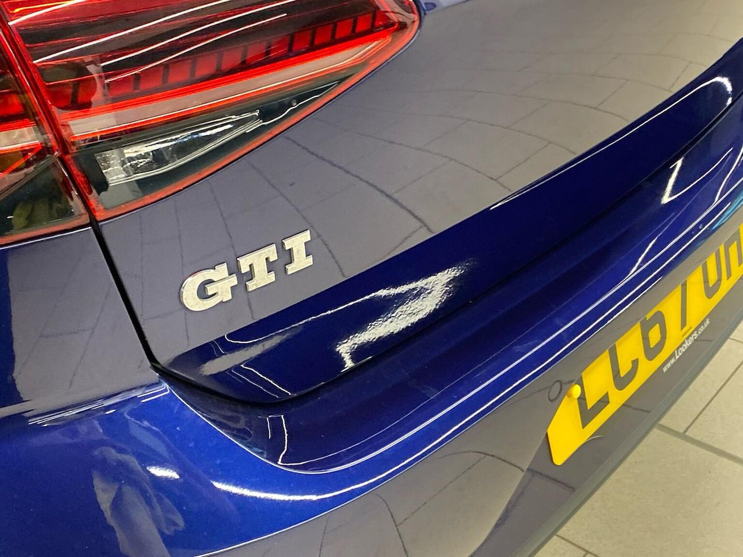 Used Volkswagen Golf 2018 for sale - 76396901: Photo 31