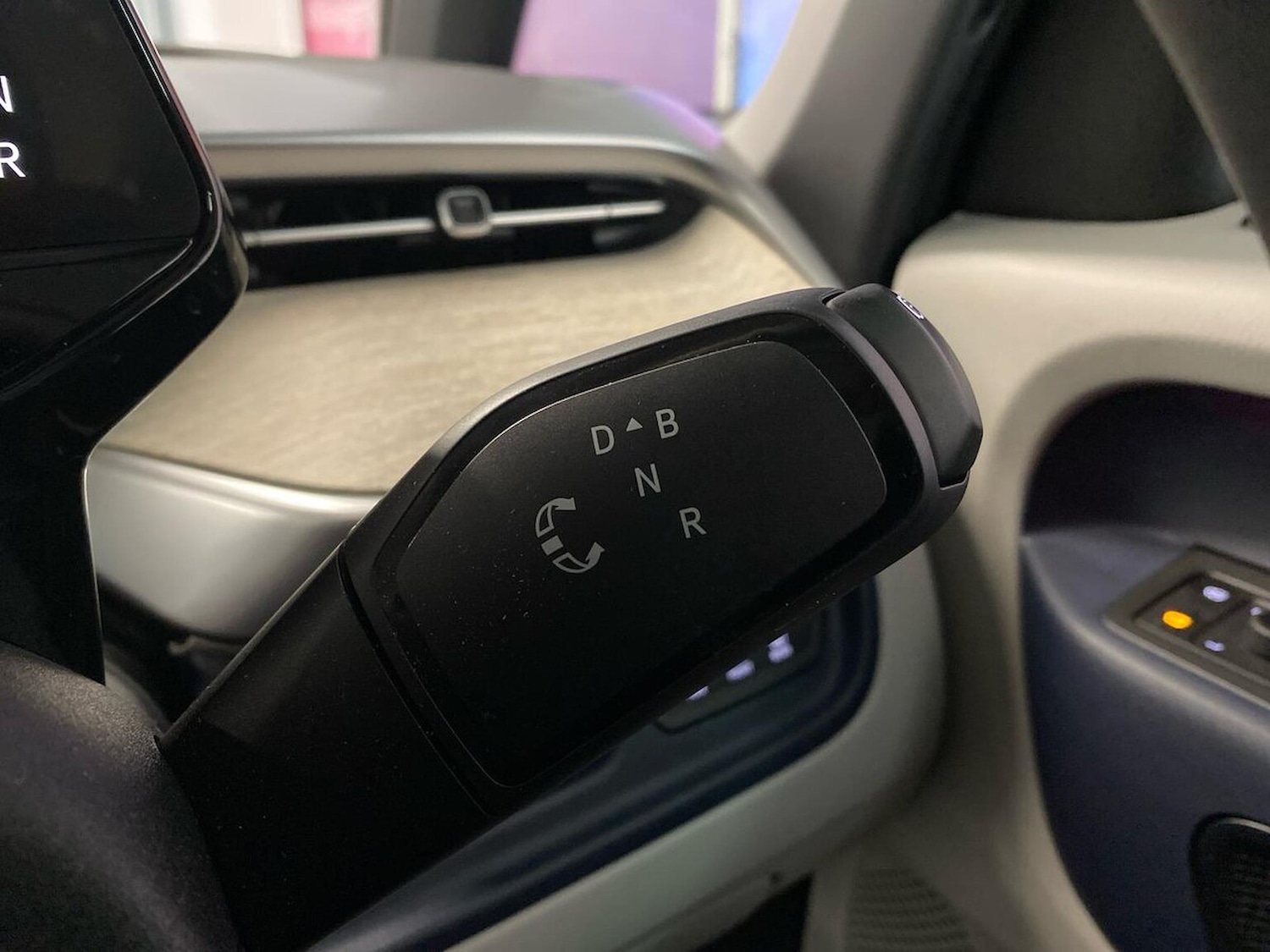 Used Volkswagen ID.Buzz 2024 for sale - 78194779: Photo 28