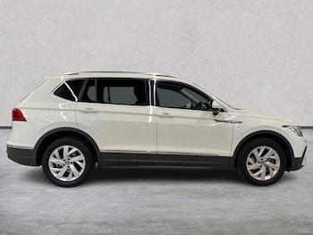 Used Volkswagen Tiguan Allspace 2022 for sale - 78599540: Photo