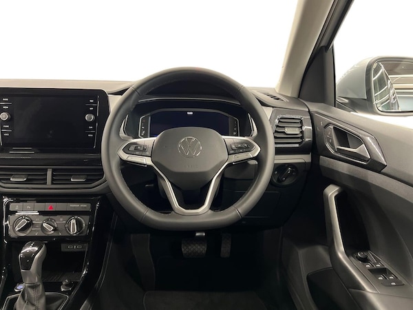 Used Volkswagen T-Cross 2025 for sale - 76219199: Photo 9