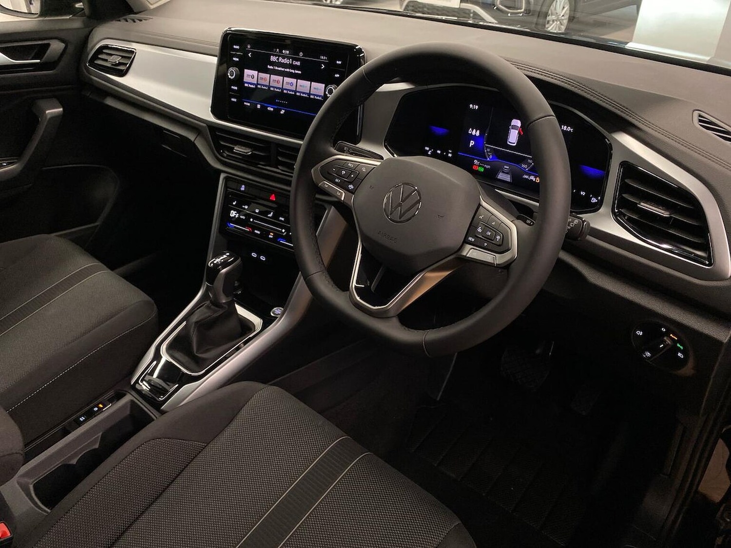 Used Volkswagen T-Roc 2025 for sale - 76219191: Photo 15