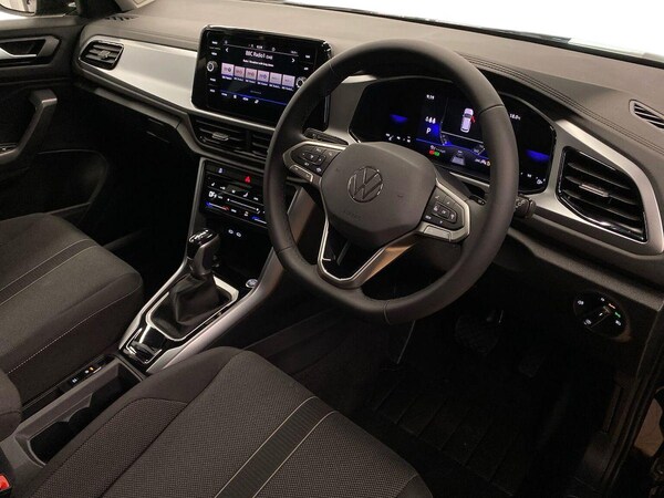 Used Volkswagen T-Roc 2025 for sale - 76219191: Photo 15